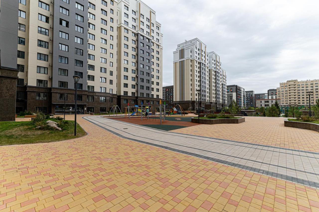 Шикарная Квартира На Против Сада Astana Exteriér fotografie